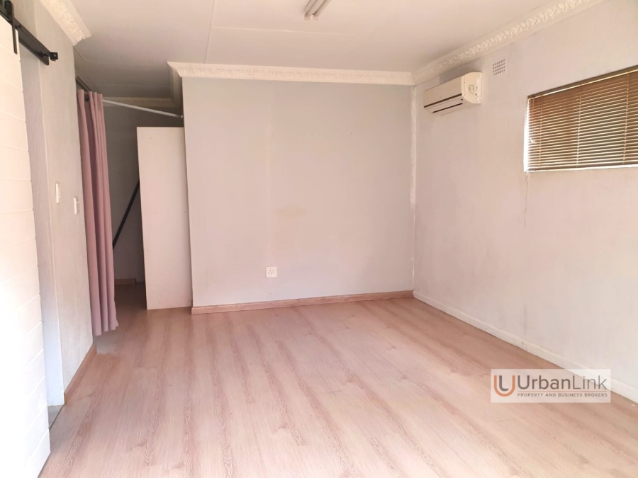 4 Bedroom Property for Sale in Safari Gardens North West